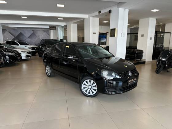 VOLKSWAGEN POLO SEDAN 1.6 MI 8V FLEX 4P MANUAL